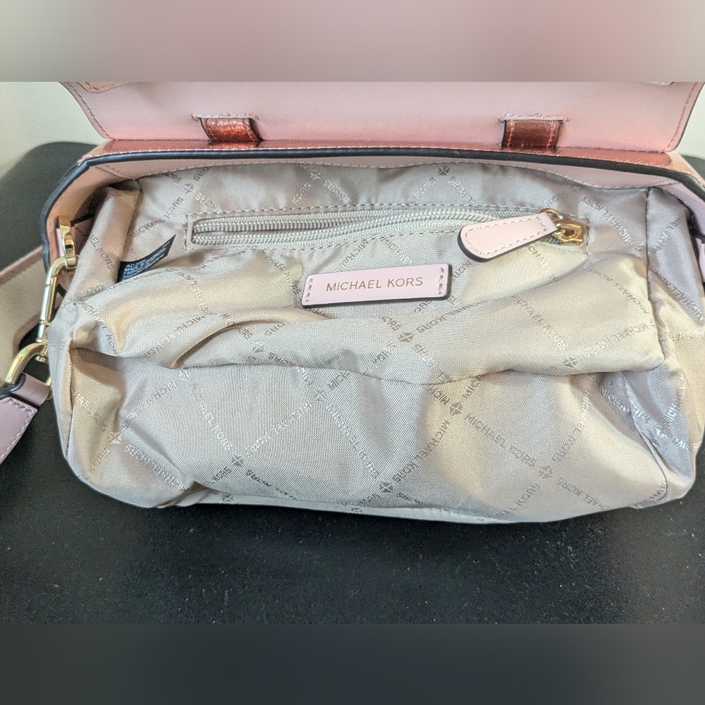 Michael Kors Pink Metallic Shoulder Satchel Messenger Purse Bag NWOT - Picture 8 of 13